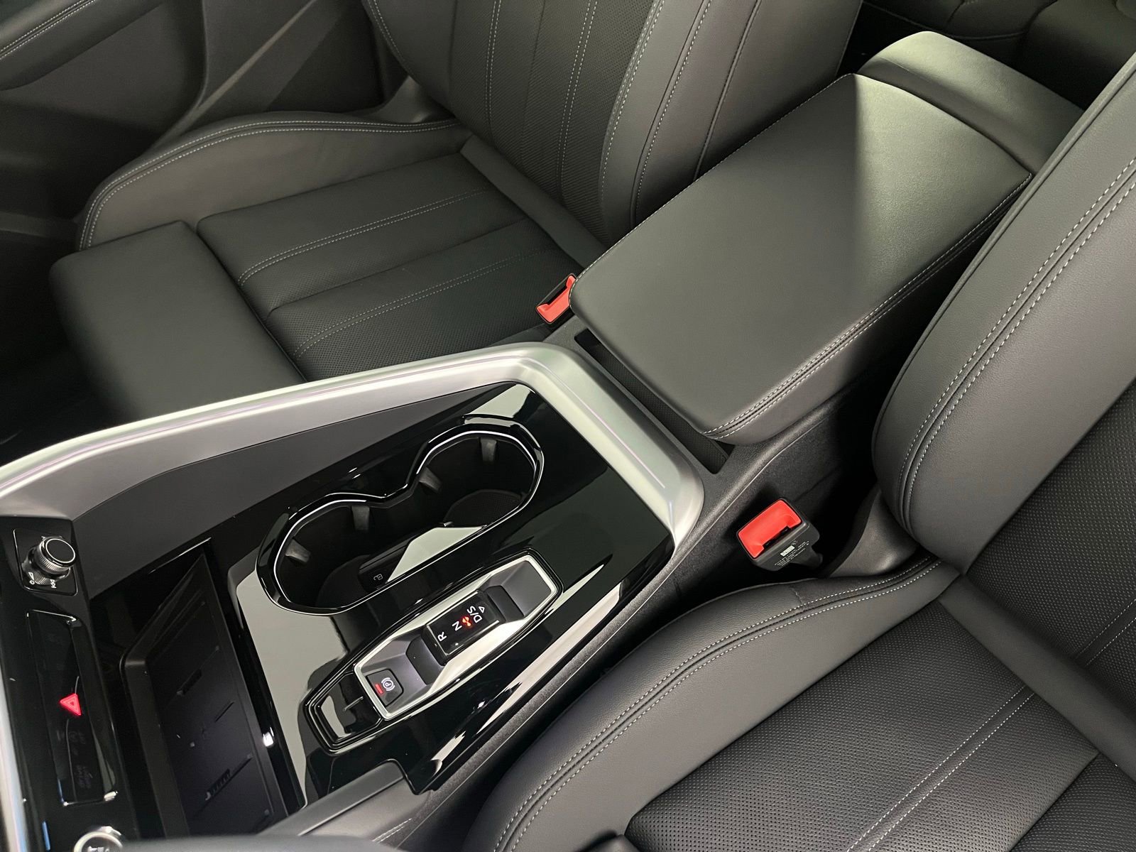 Certified 2025 Audi Q5 Premium Plus w/ Premium Plus image 19