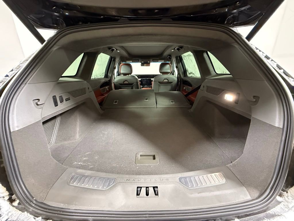 New 2024 Lincoln Nautilus Black Label w/ Jet Appearance Package (87T) image 53