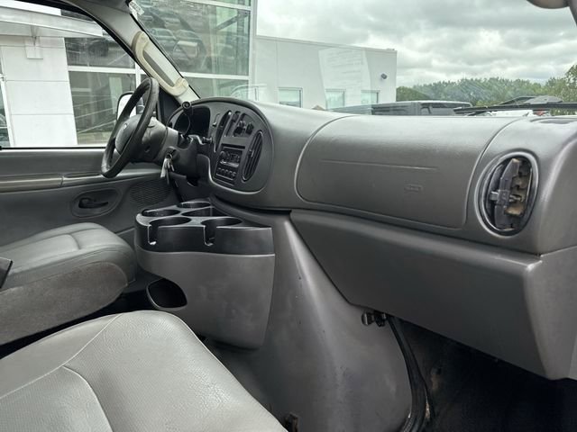Used 2006 Ford E-450 and Econoline 450 image 20