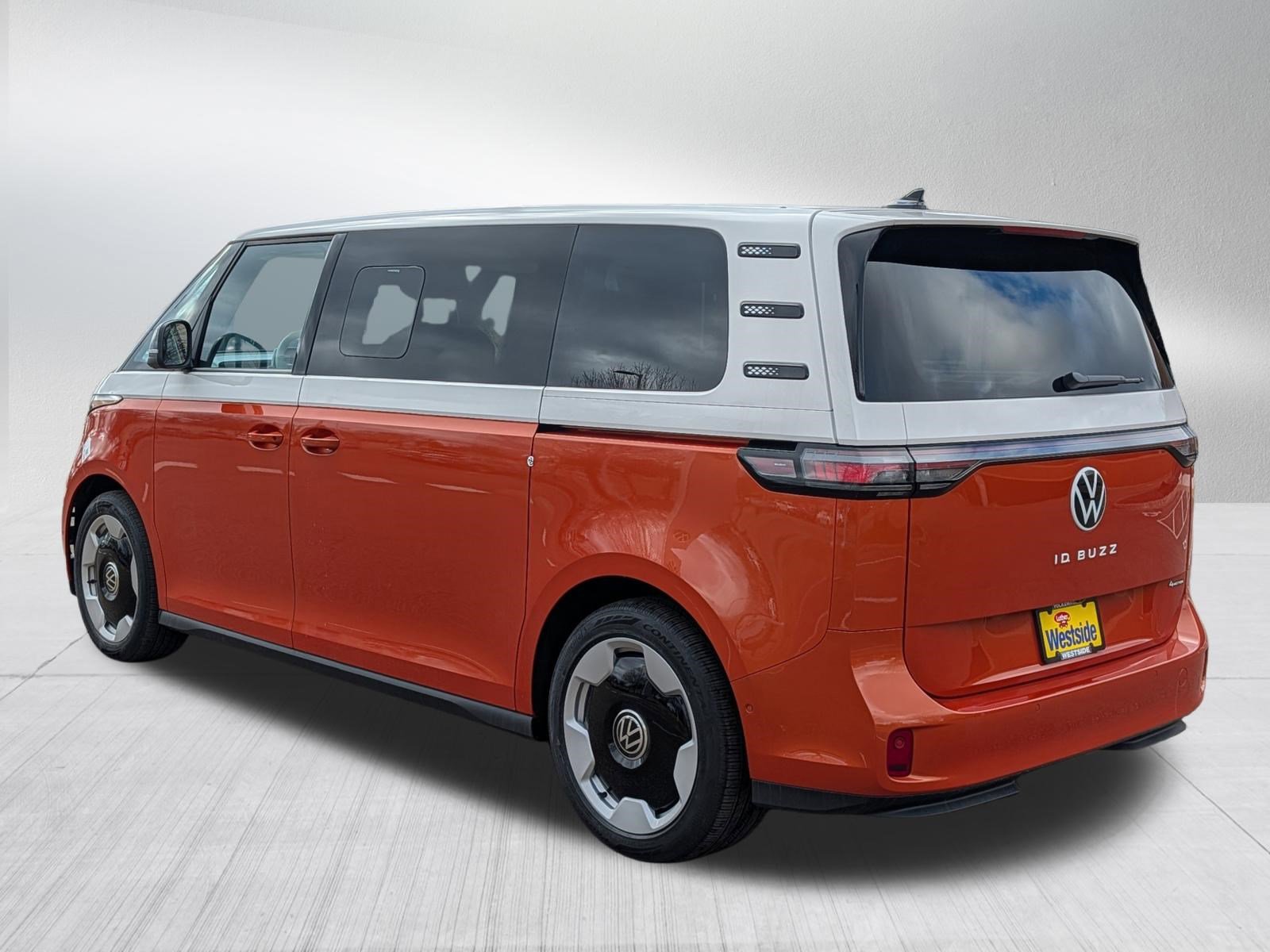 New 2025 Volkswagen ID. Buzz Pro S Plus video 2