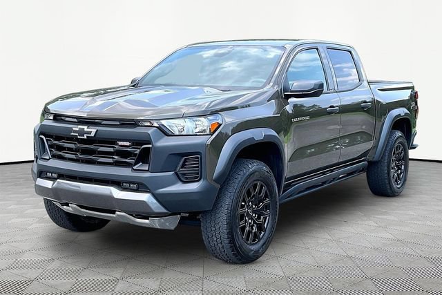 Used 2024 Chevrolet Colorado Trail Boss w/ LPO, Skid Plate Package AWD/4WD image 3