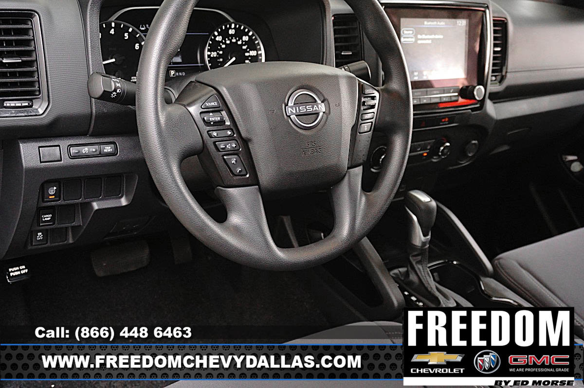 Used 2023 Nissan Frontier SV w/ Midnight Edition Package RWD image 20