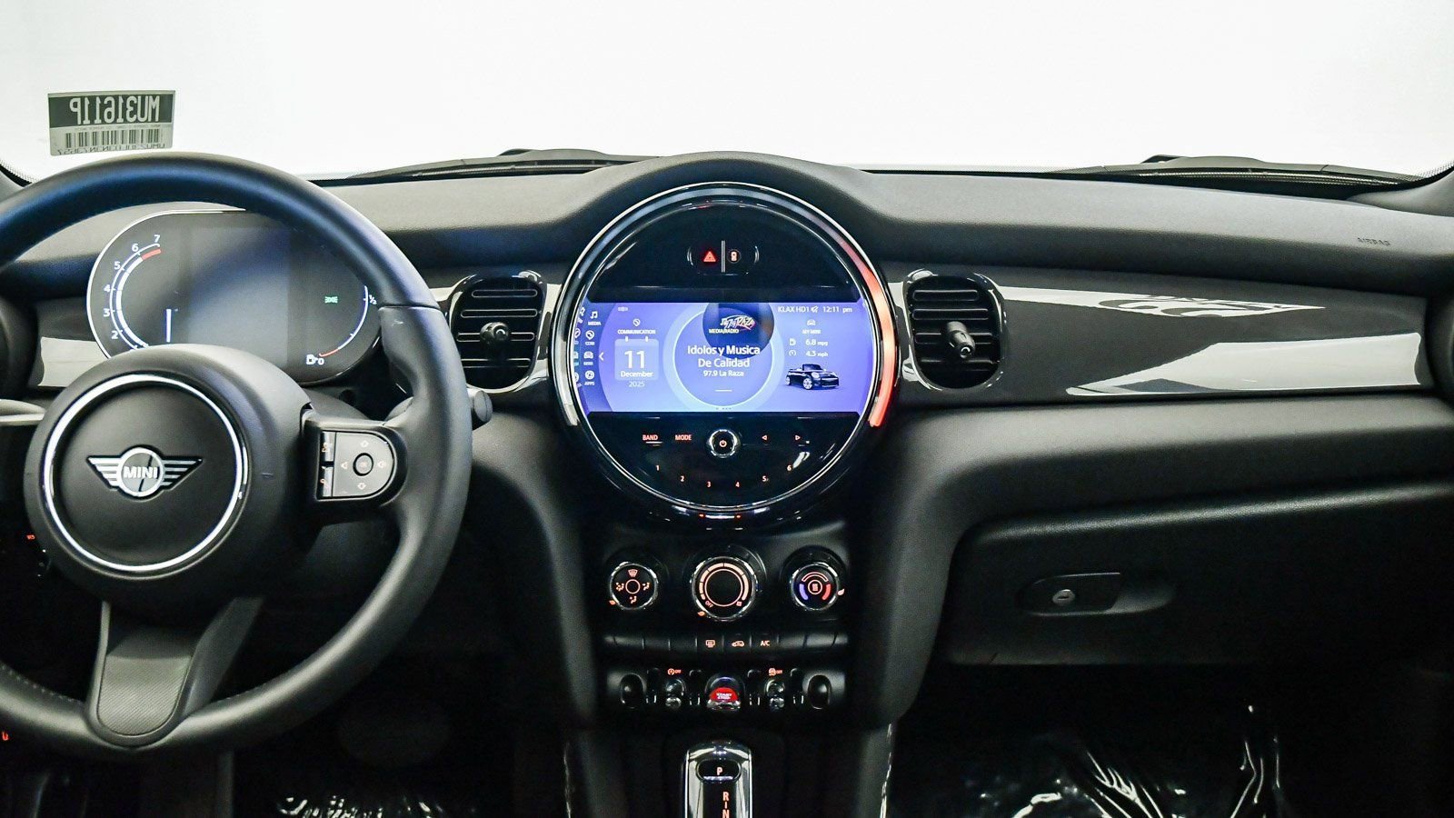 Used 2022 MINI Cooper Convertible image 14