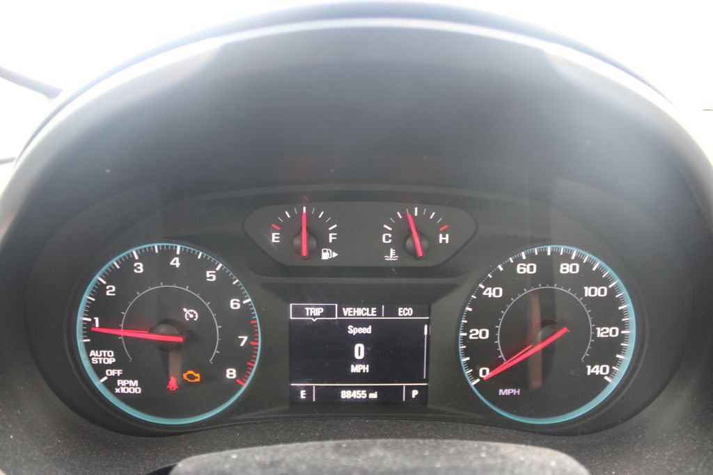 Used 2022 Chevrolet Malibu LT FWD image 19