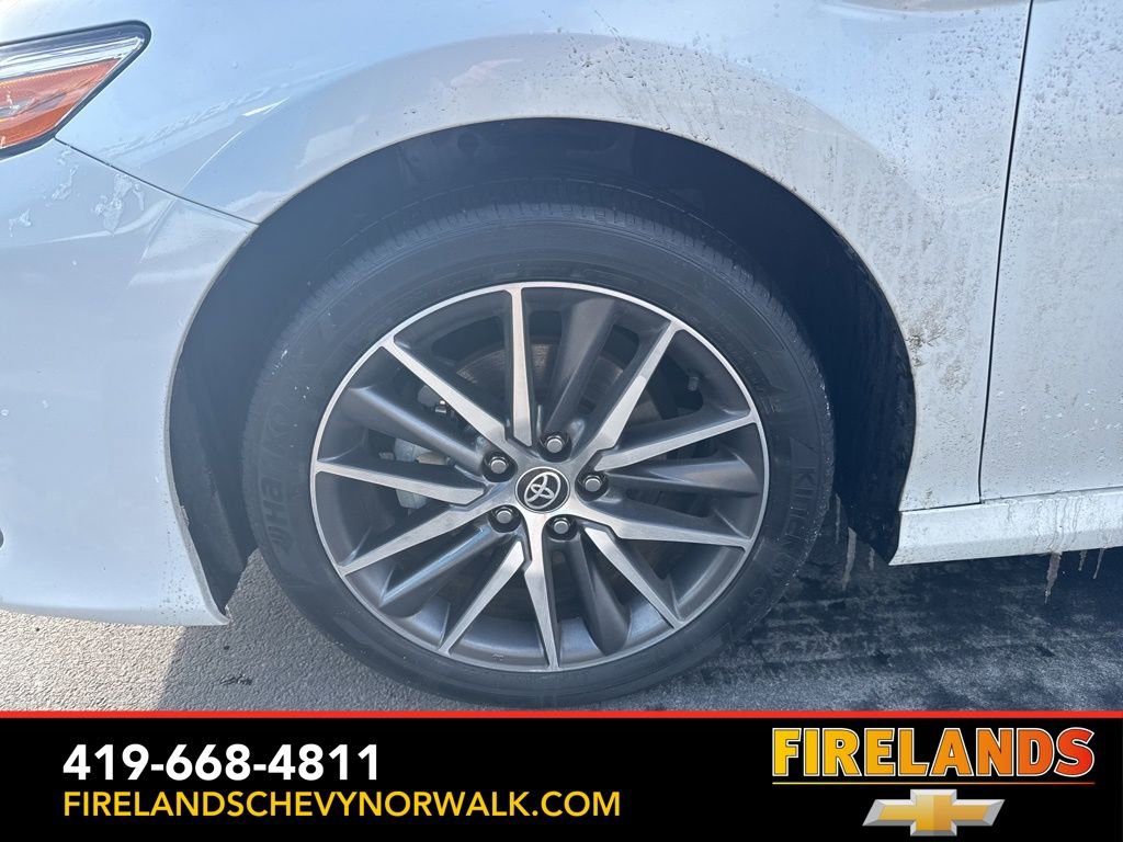 Used 2023 Toyota Camry XLE image 16