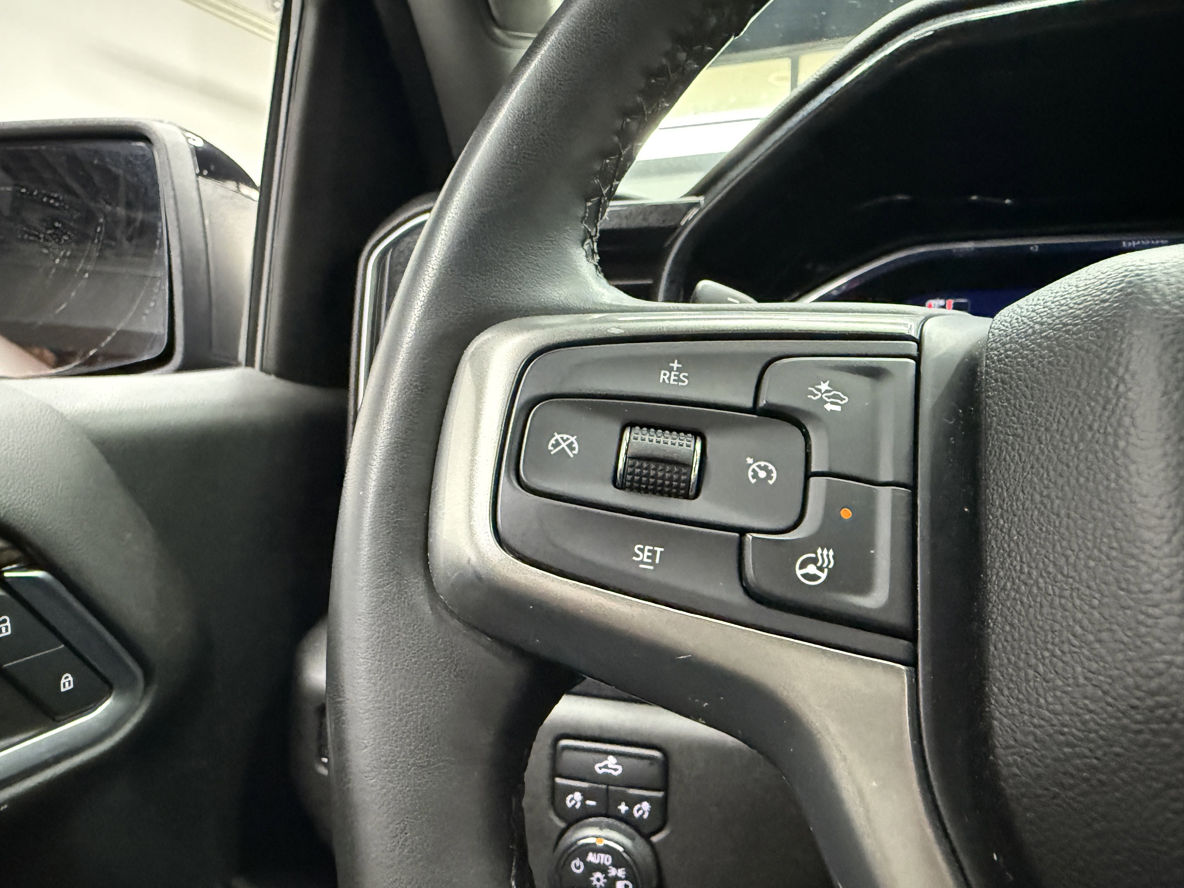 Used 2024 Chevrolet Silverado 1500 RST image 12