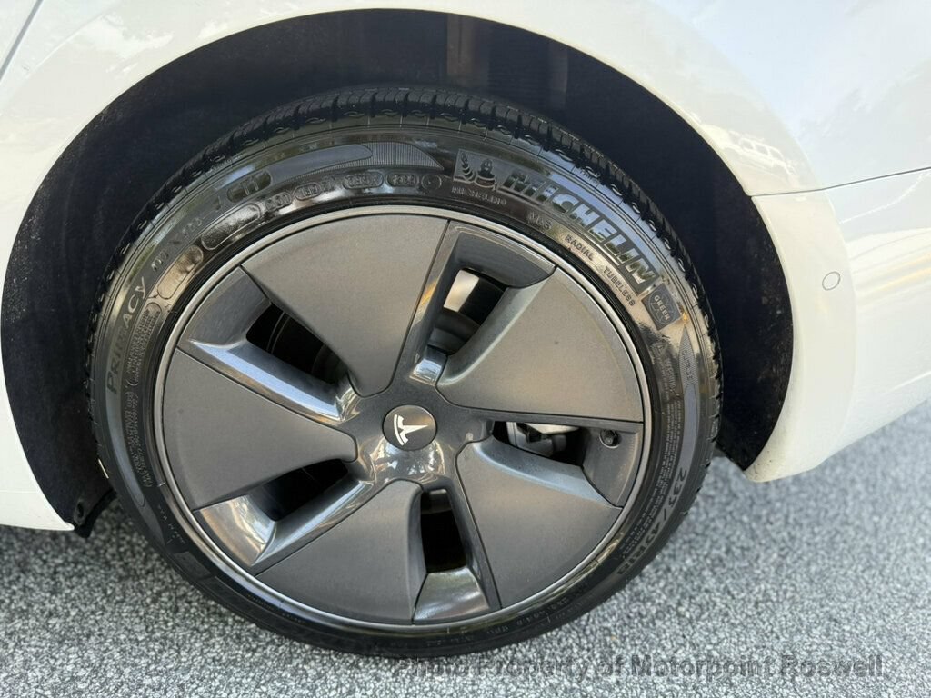 Used 2022 Tesla Model 3 Long Range AWD/4WD image 22