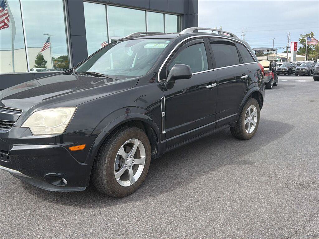 Used 2013 Chevrolet Captiva Sport LT w/ Convenience Package FWD image 2