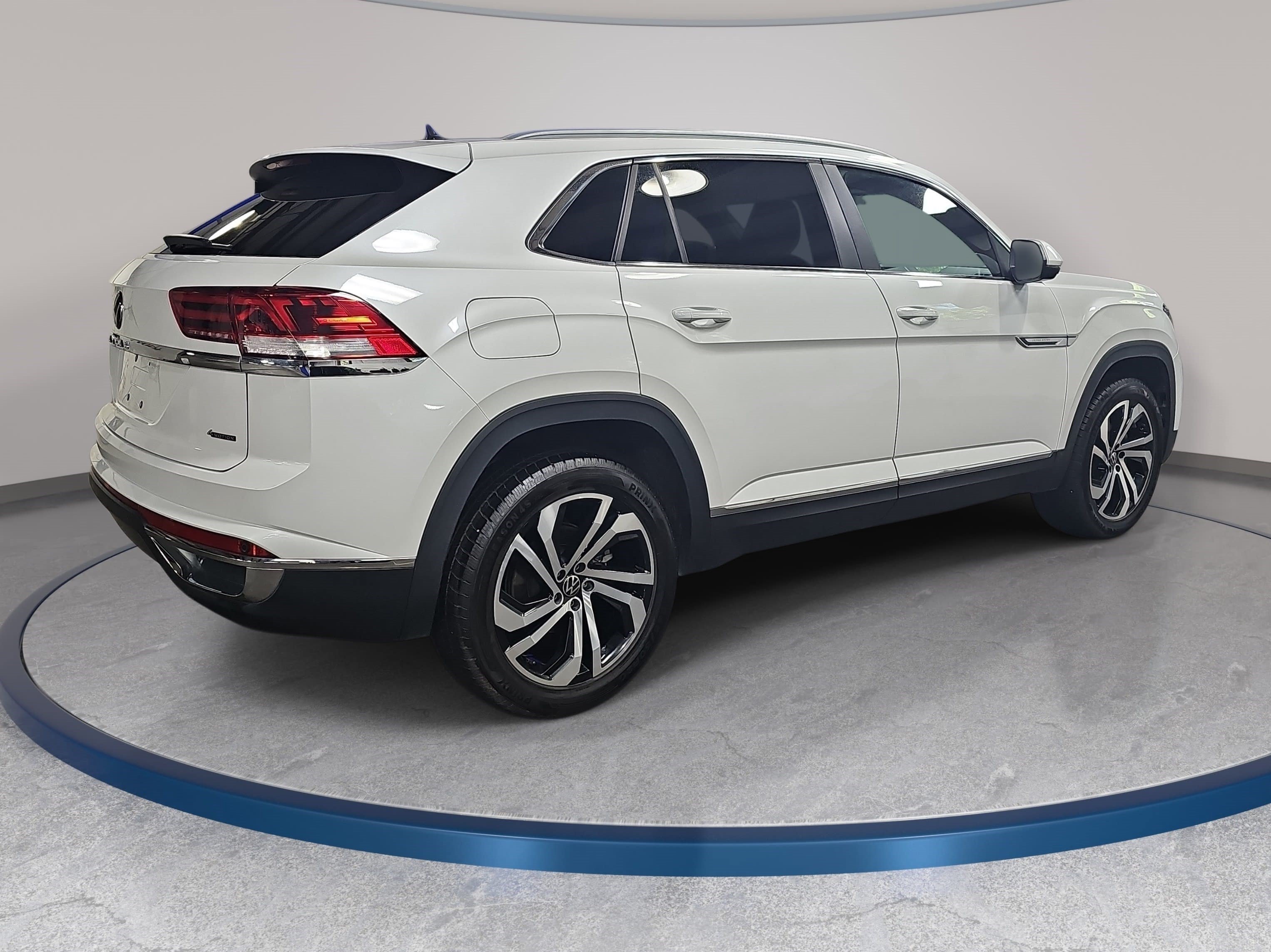 Used 2023 Volkswagen Atlas Cross Sport SEL AWD/4WD image 5