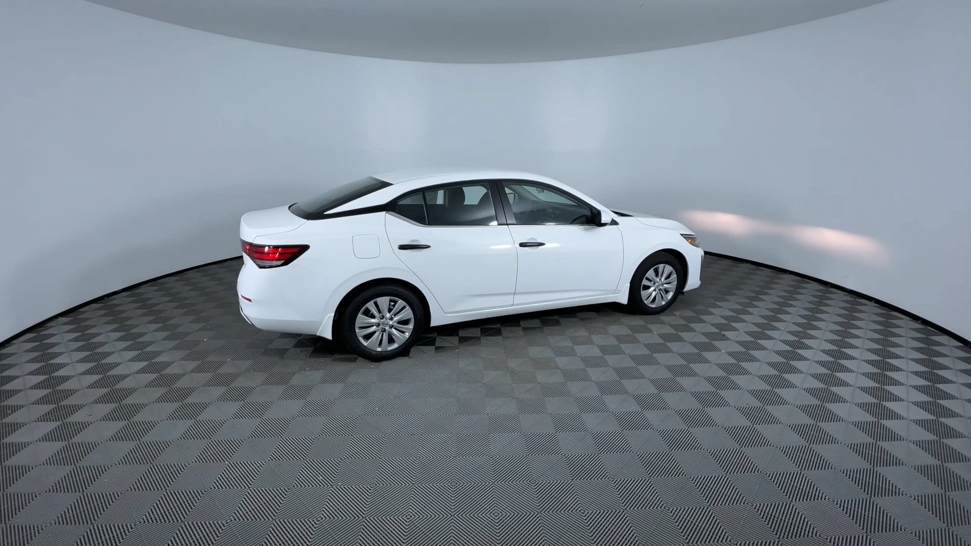 Certified 2025 Nissan Sentra S FWD image 9