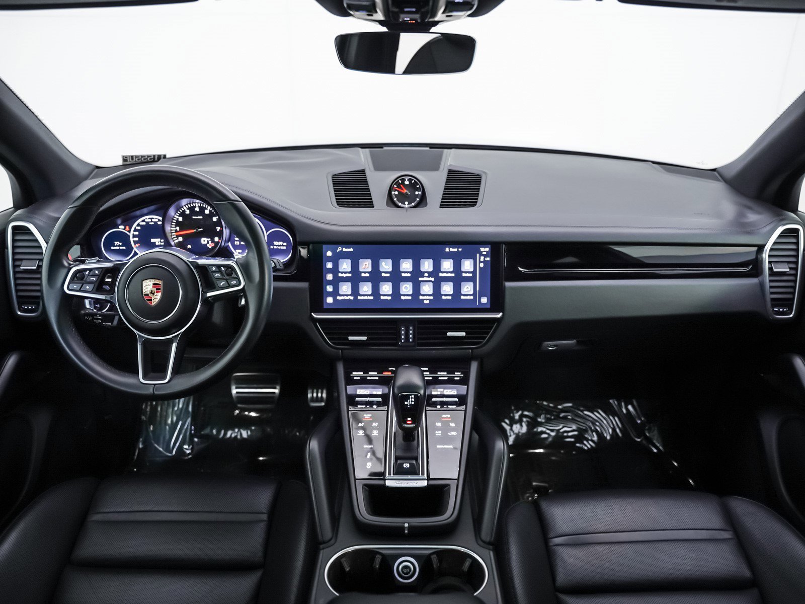 Used 2023 Porsche Cayenne S w/ Premium Package image 15