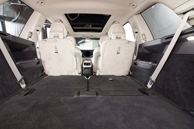 Used 2023 Volvo XC90 T8 Ultimate AWD/4WD image 25