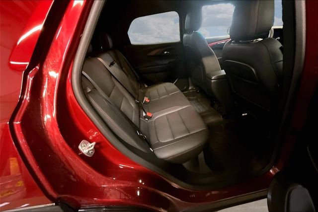 Used 2025 Chevrolet TrailBlazer RS w/ Convenience Package image 25