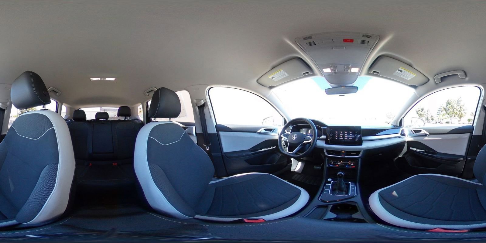 Used 2025 Volkswagen Taos SE FWD image 43