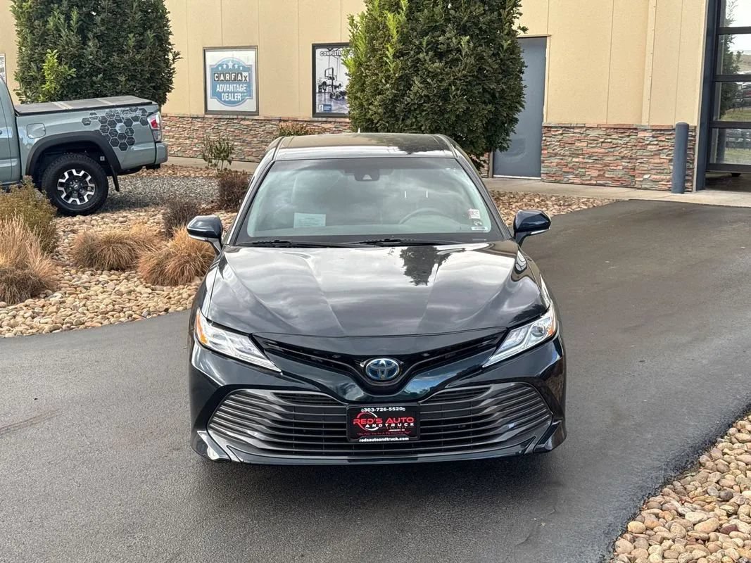 Used 2020 Toyota Camry XLE FWD image 37