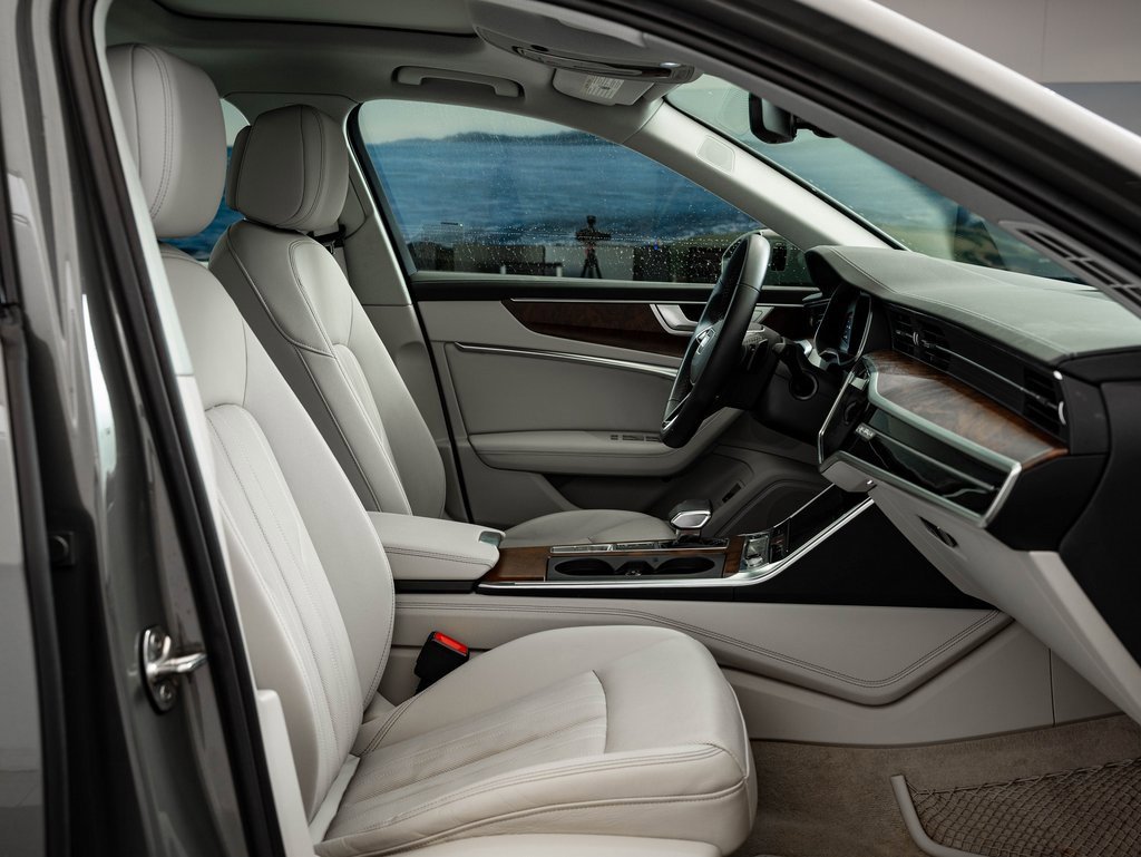 Used 2022 Audi A6 Premium Plus w/ Premium Plus Package image 25