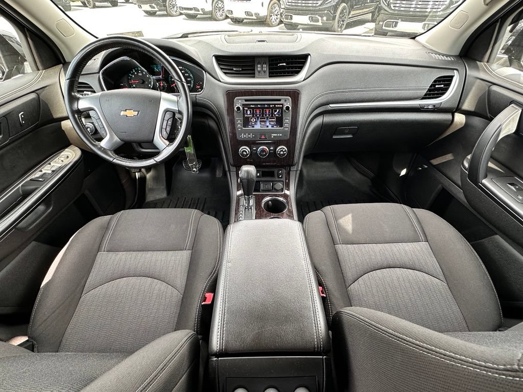 Used 2017 Chevrolet Traverse LT w/ Style and Technology Package AWD/4WD image 30