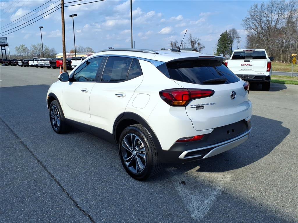 Used 2022 Buick Encore GX Select w/ Advanced Technology Package image 6