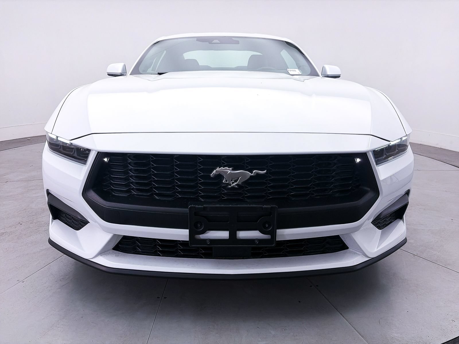 Used 2025 Ford Mustang Premium RWD image 10