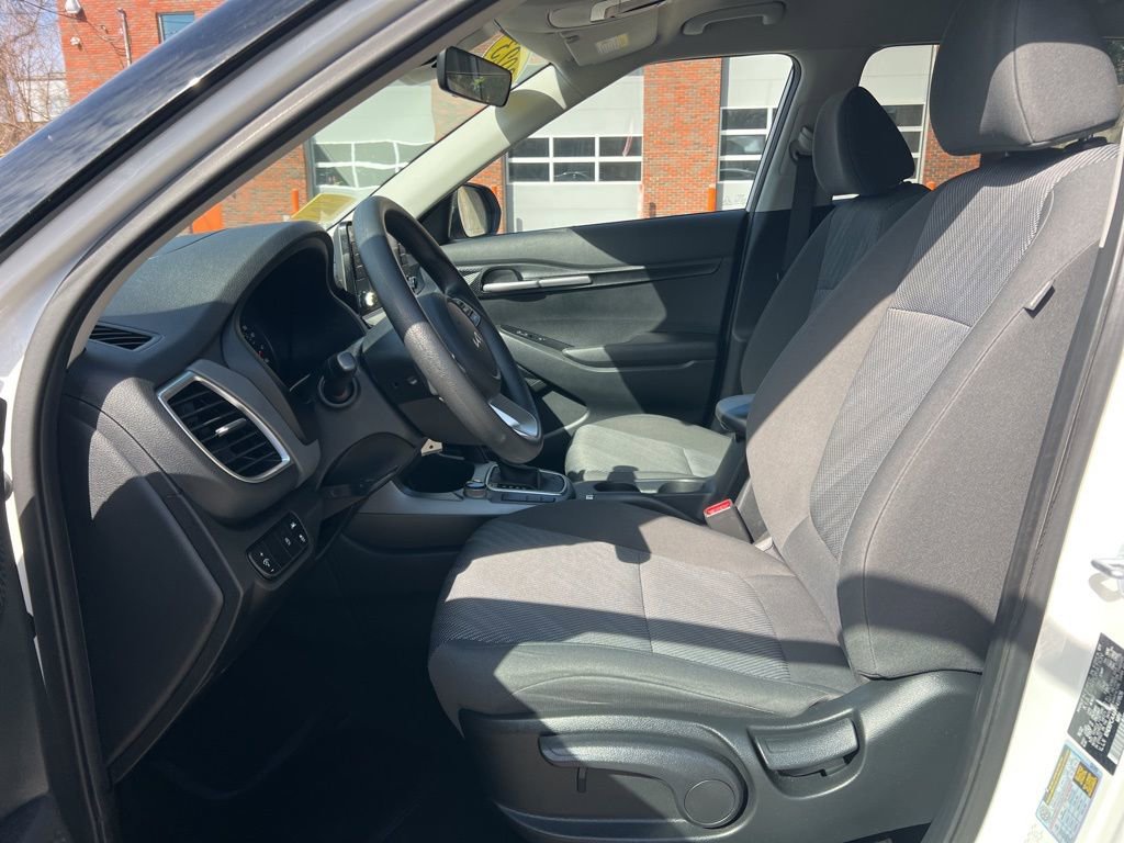 Used 2023 Kia Seltos LX image 12