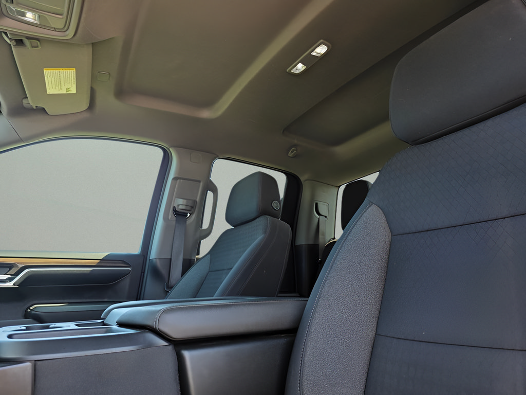 Used 2024 Chevrolet Silverado 1500 LT AWD/4WD image 19