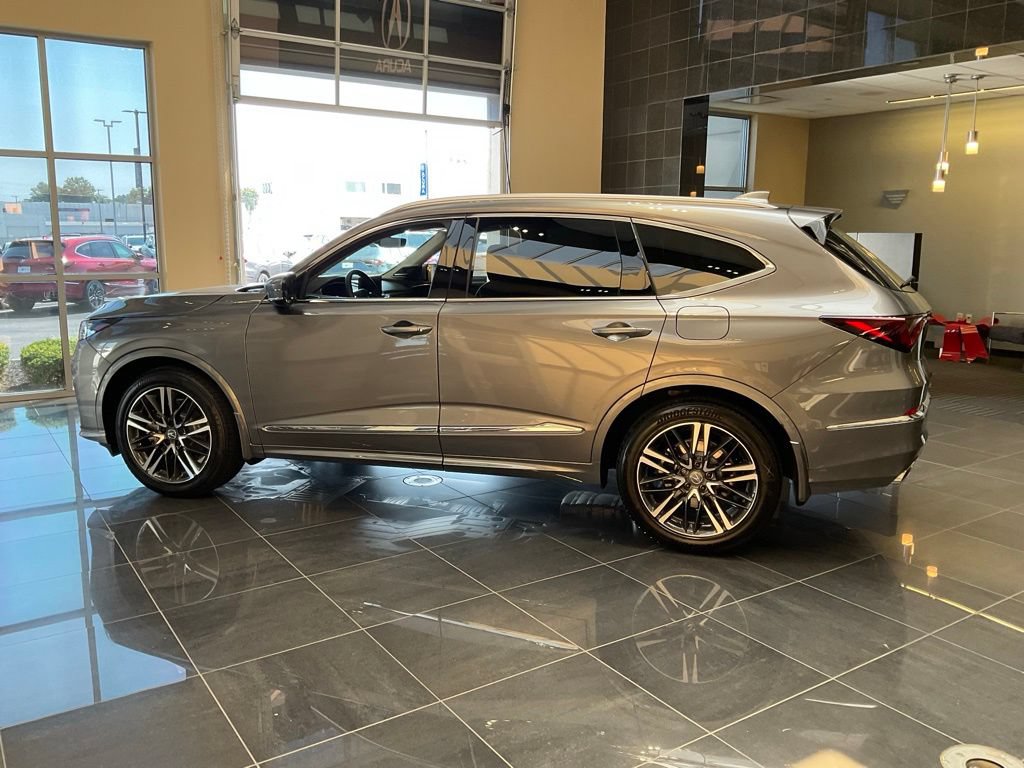 Certified 2026 Acura MDX w/ Advance Package AWD/4WD image 5