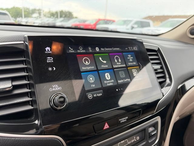 Used 2020 Honda Pilot Touring image 25