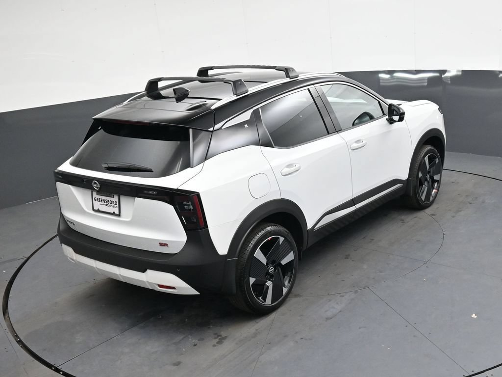 New 2026 Nissan Kicks SR w/ Cold Weather Package FWD image 32