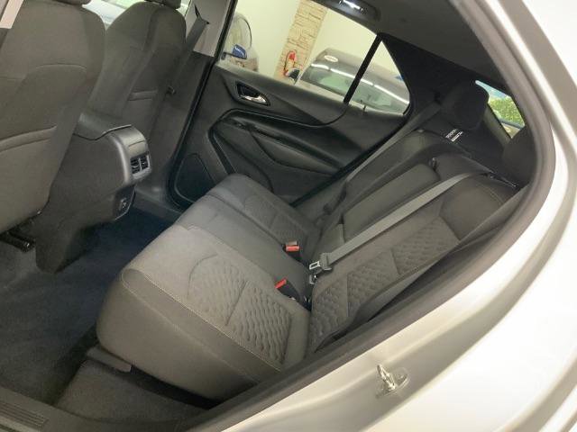 Used 2021 Chevrolet Equinox LT w/ Driver Convenience Package AWD/4WD image 12