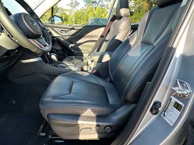 Used 2023 Subaru Forester Touring image 9