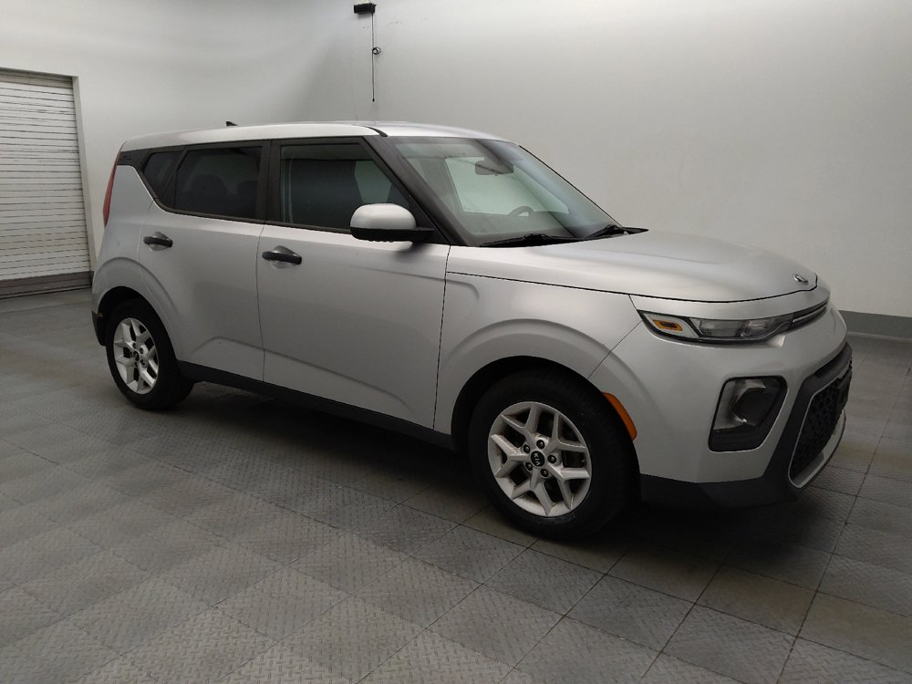 Used 2020 Kia Soul S FWD image 11