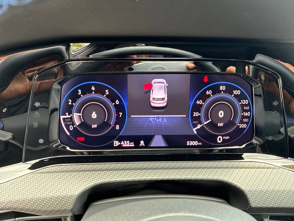 Used 2024 Volkswagen Golf R AWD/4WD image 13