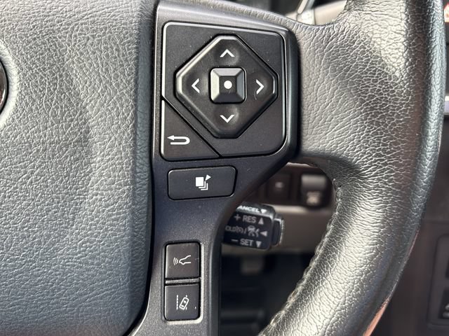 Used 2020 Toyota Sequoia Platinum AWD/4WD image 21