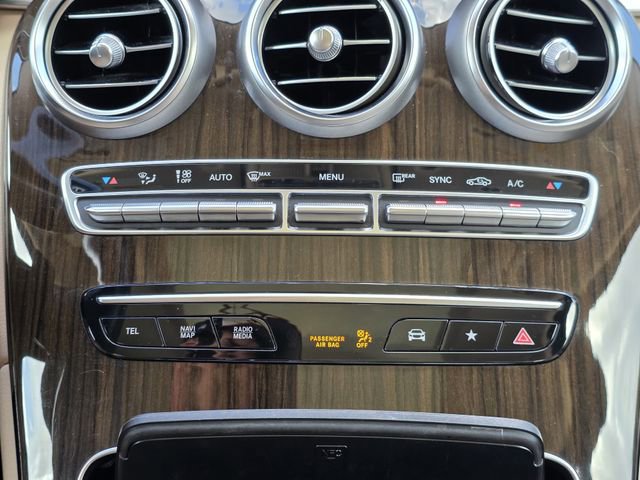 Used 2020 Mercedes-Benz GLC 300 image 14