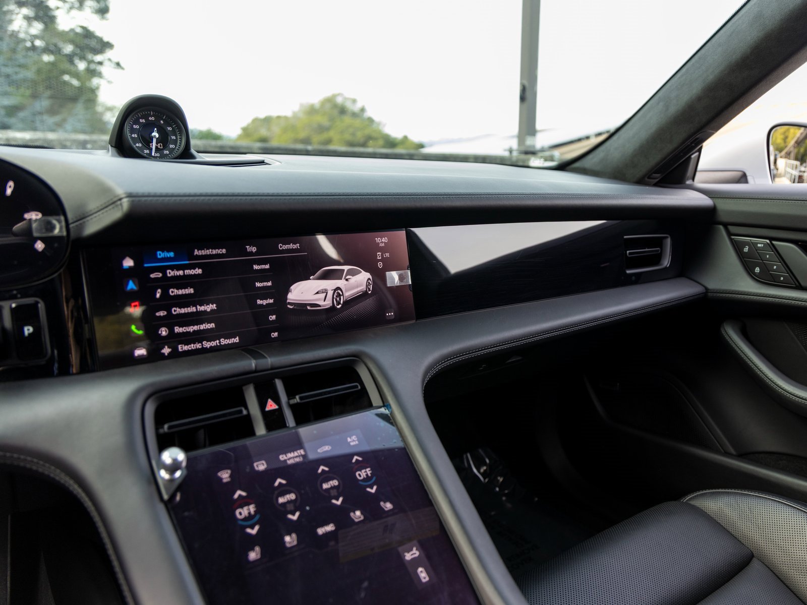 Certified 2023 Porsche Taycan GTS image 39