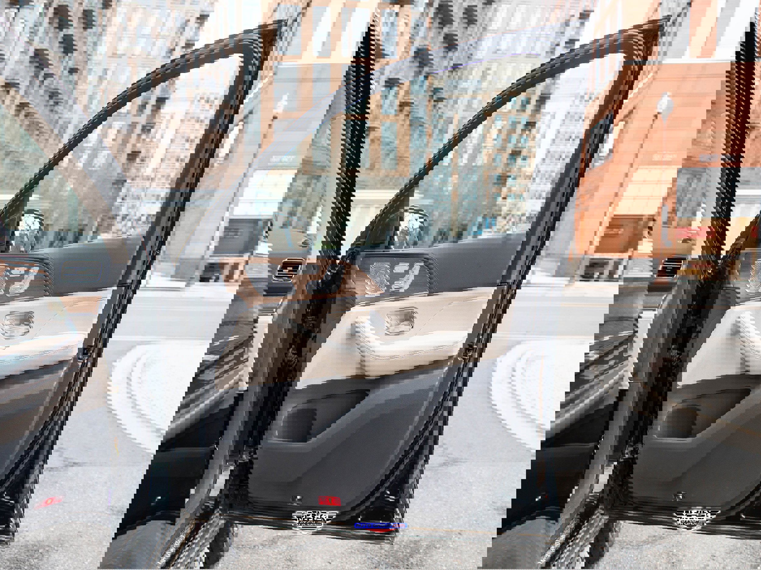 Used 2020 Mercedes-Benz GLS 450 450 4MATIC image 42