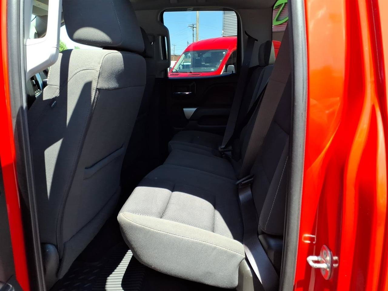 Used 2017 Chevrolet Silverado 2500 LT AWD/4WD image 15