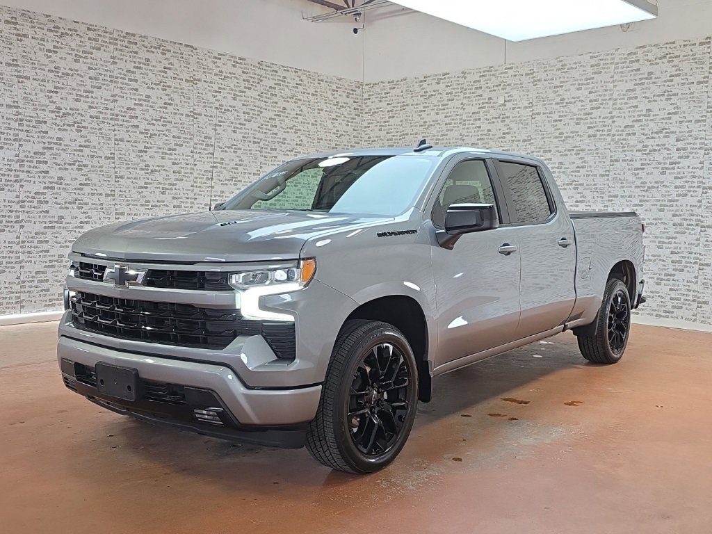 Used 2023 Chevrolet Silverado 1500 RST w/ Convenience Package II image 3