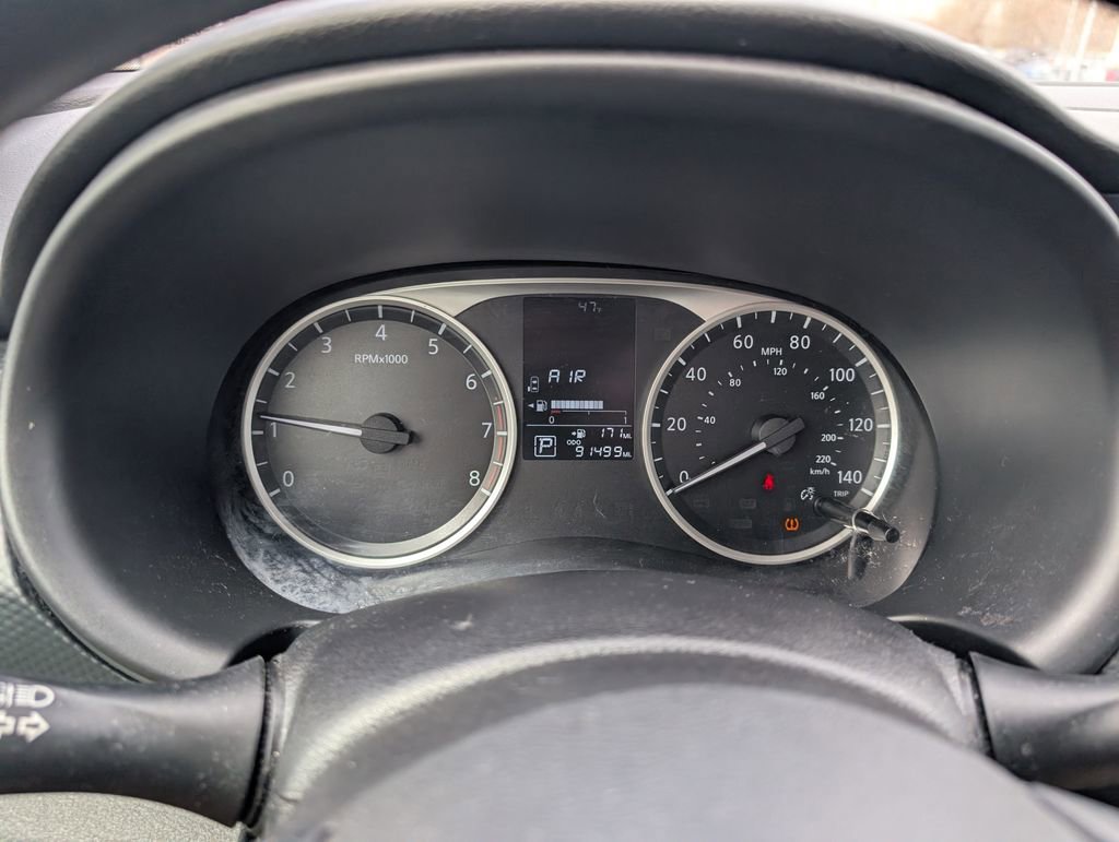 Used 2021 Nissan Kicks S image 17