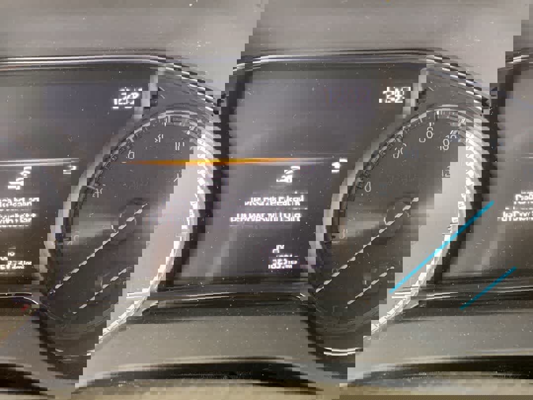 Used 2023 Toyota Venza LE image 15