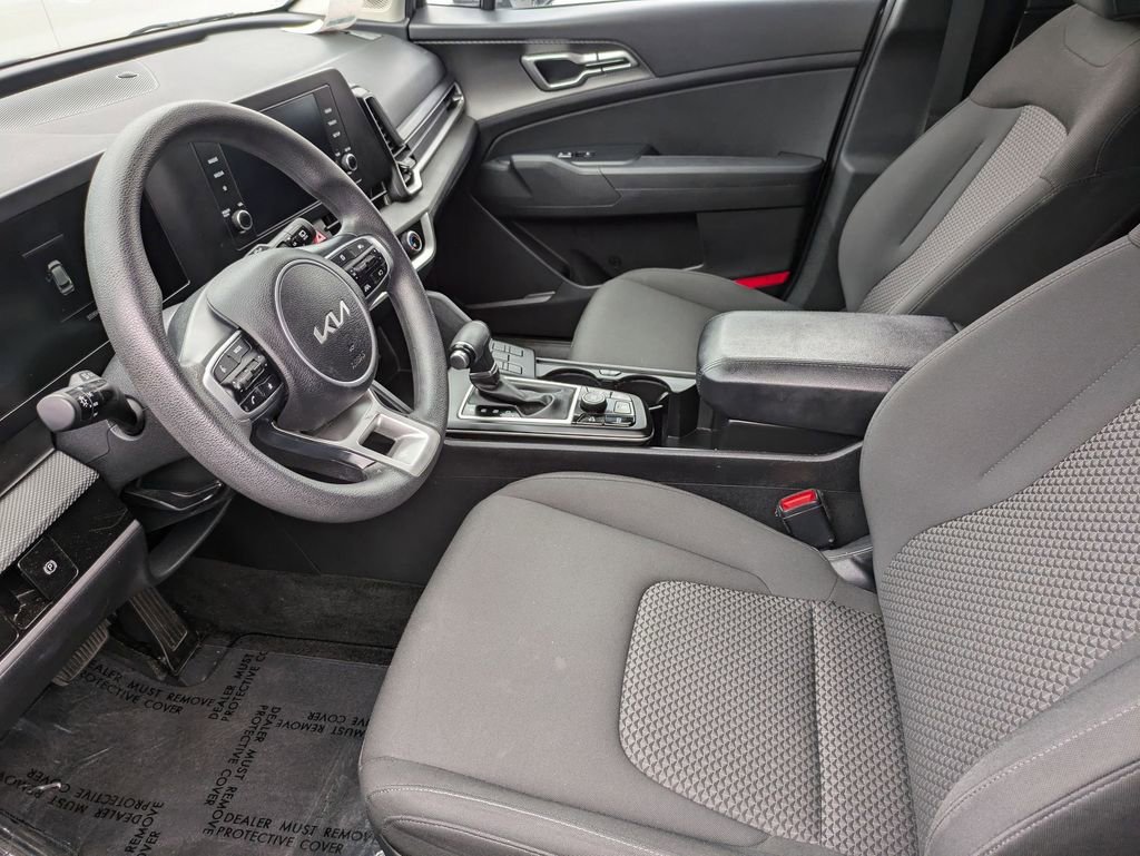 Used 2024 Kia Sportage LX image 23