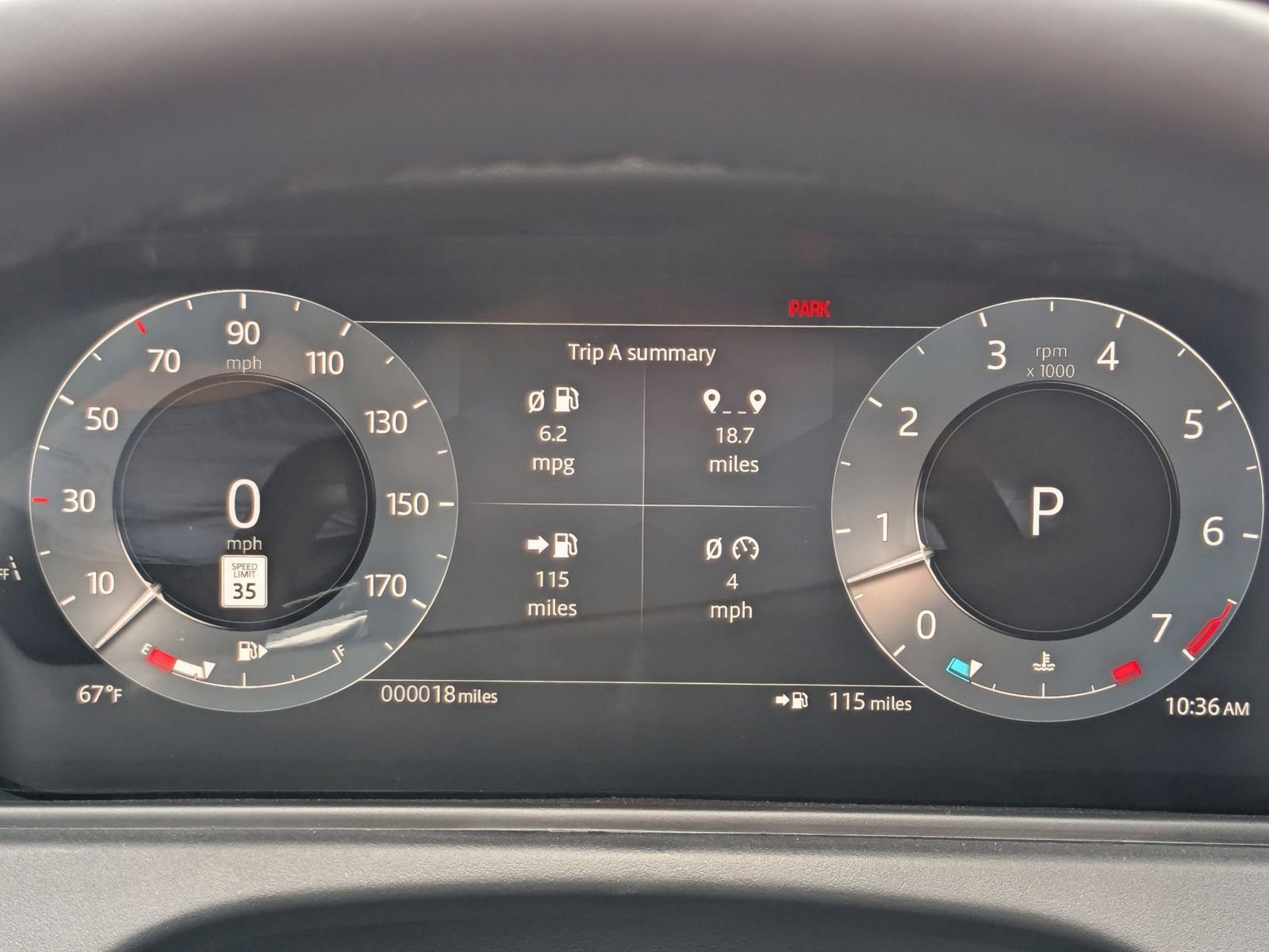 New 2026 Land Rover Range Rover Velar Dynamic SE image 16