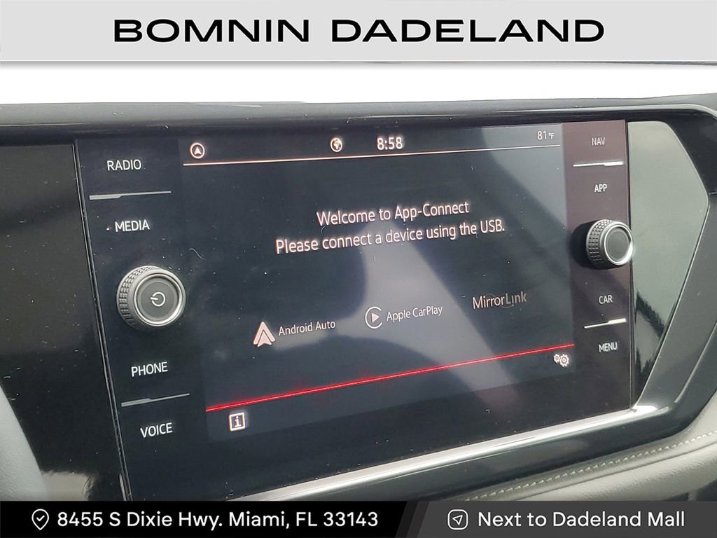 Used 2022 Volkswagen Taos SEL w/ Panoramic Sunroof Package image 22