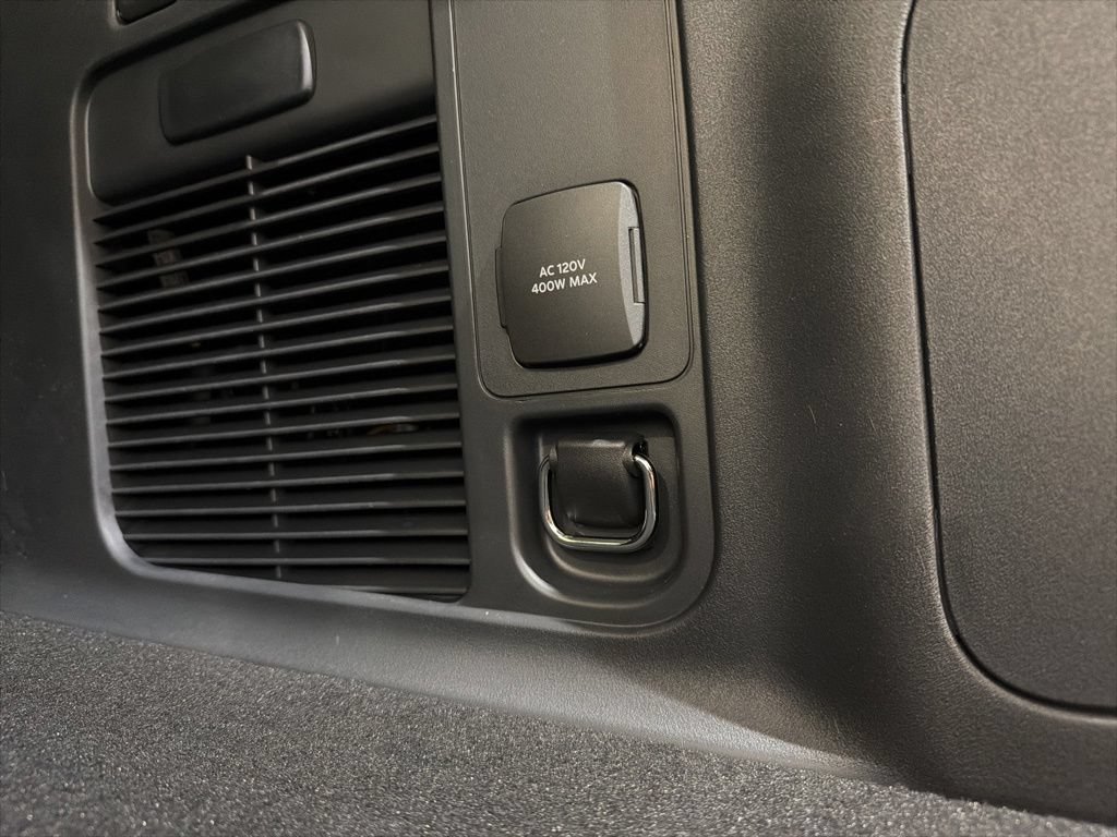 Used 2026 Lincoln Navigator L Reserve AWD/4WD image 43