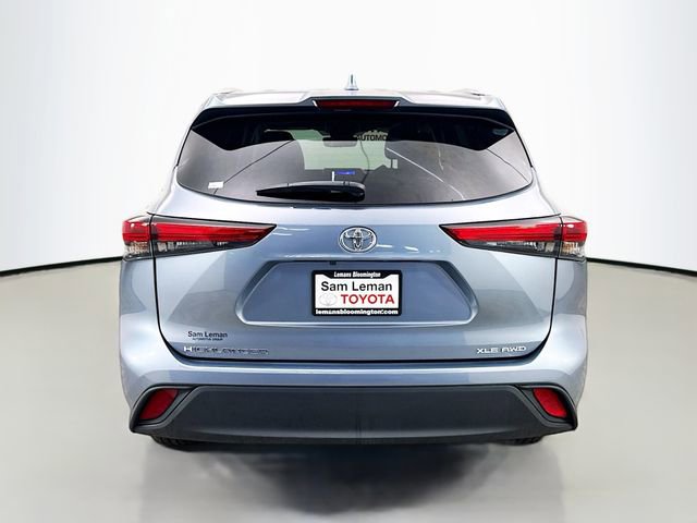 Used 2023 Toyota Highlander XLE AWD/4WD image 6