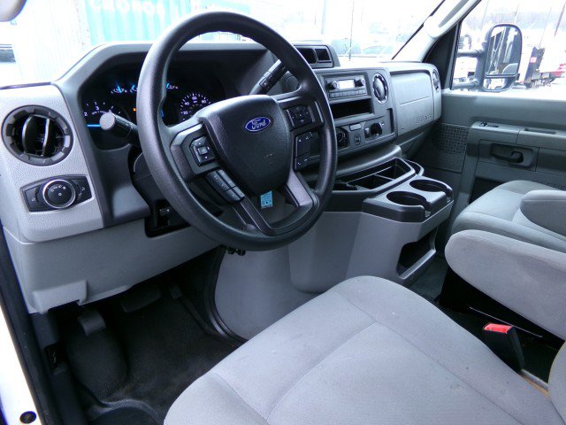 Used 2023 Ford E-450 and Econoline 450 Super Duty w/ Power Windows & Locks Group RWD image 13