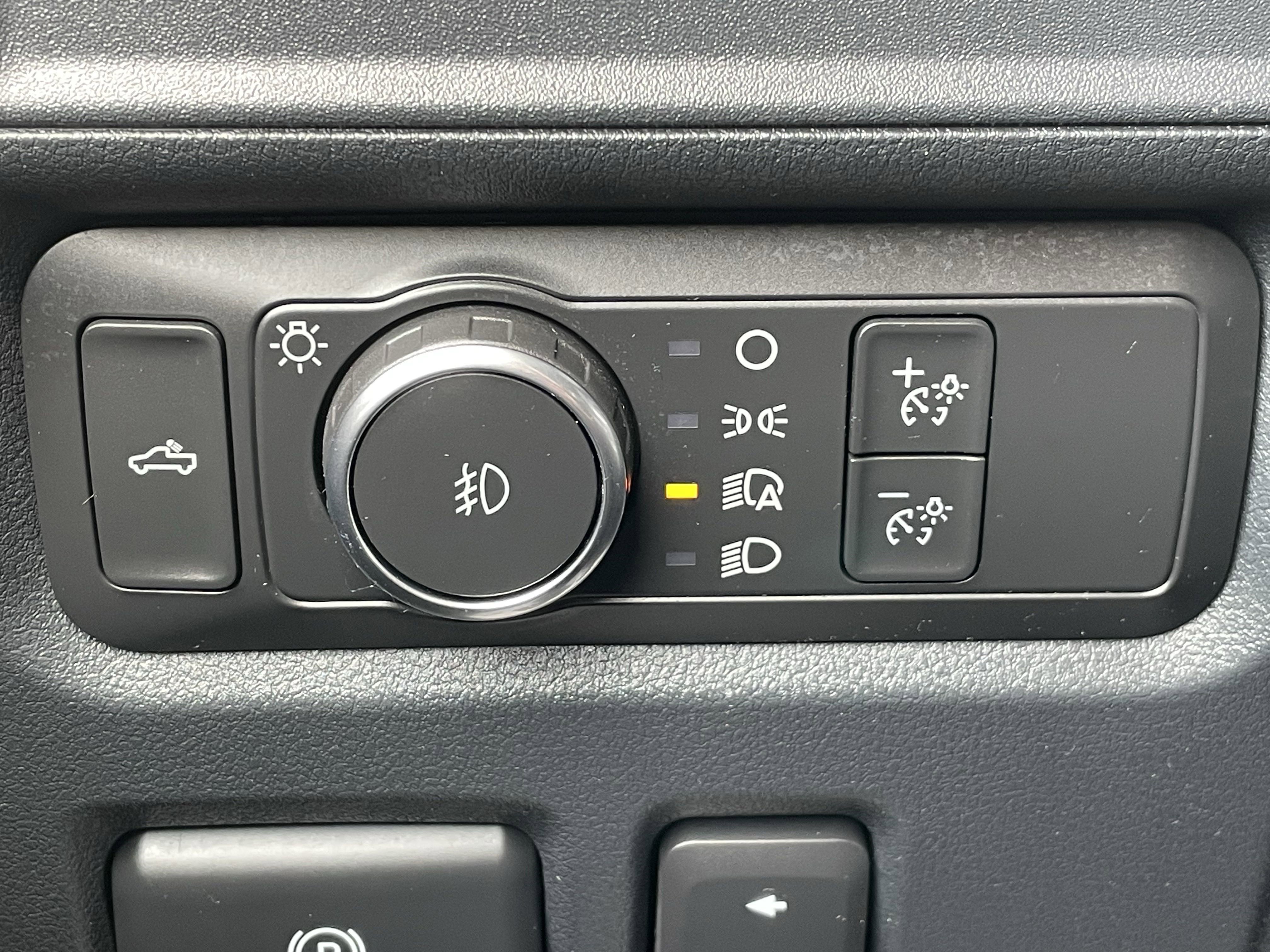 Used 2022 Ford F150 XLT w/ Equipment Group 301A Mid image 16