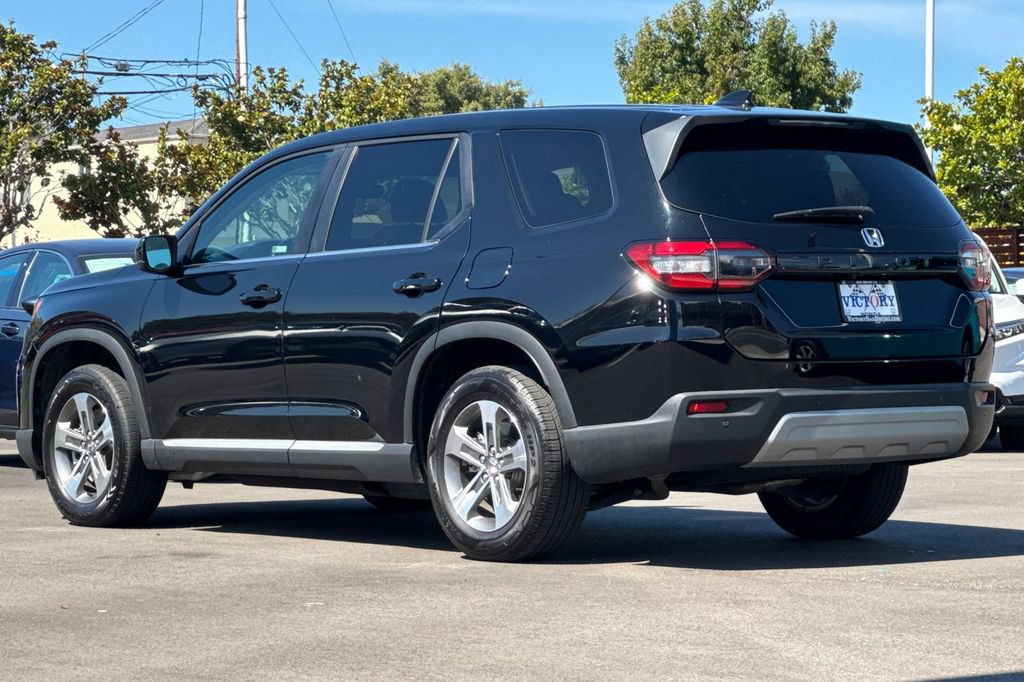 Certified 2024 Honda Pilot EX-L image 6