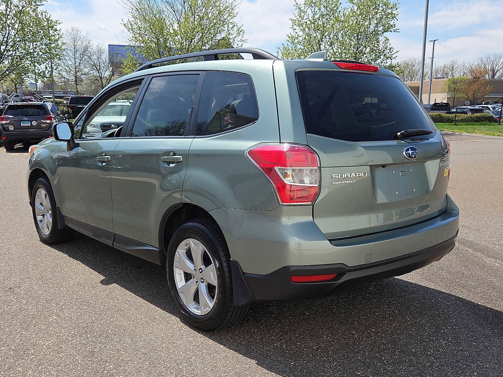 Used 2016 Subaru Forester 2.5i Premium image 4