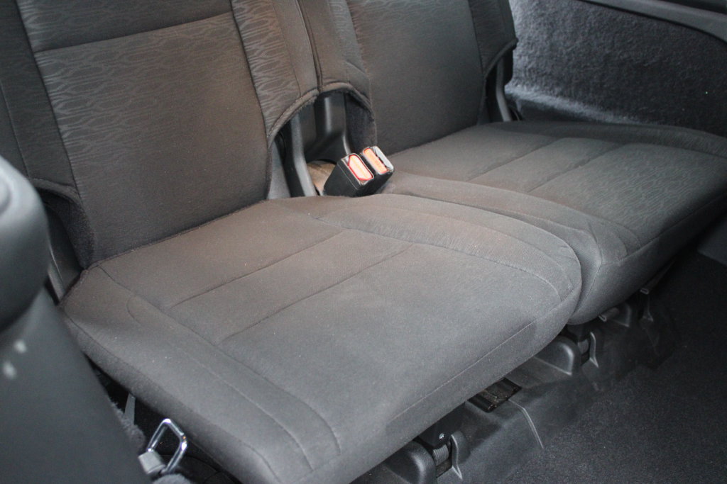 Used 2025 Dodge Durango GT RWD image 32